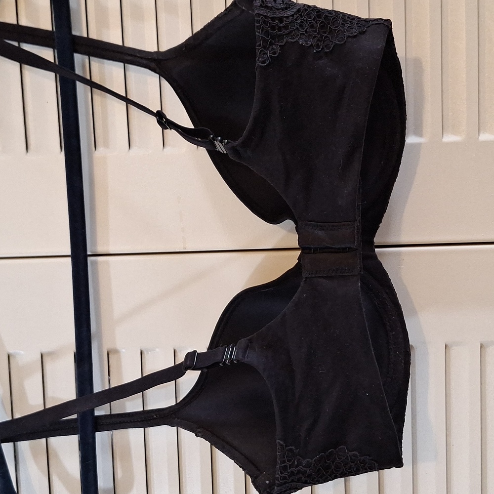 Victoria Secret Body By Victoria L8ned Demi Black Lace Bra - Picture 3 of 4